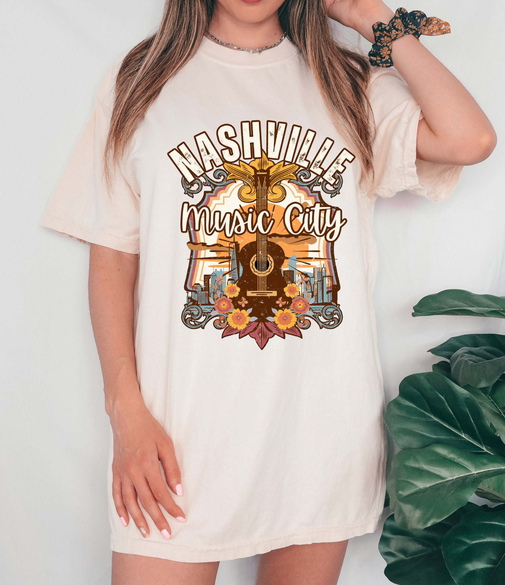 Discover Nashville Tee, Nashville T-shirt, Music City, Tennessee Tee, Vintage Inspired T-Shirt