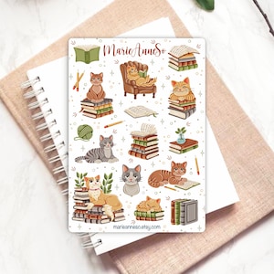 Feuille d’Autocollants Chats et Lecture - Stickers Cosy pour Planner, Journal, et Scrapbooking - Thème Livres et Détente