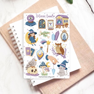 Feuille d’Autocollants Magie, Astrologie, Mystique - Sorcière, Cristaux, Tarot, Lune - Stickers pour Planner, Journal et Scrapbooking