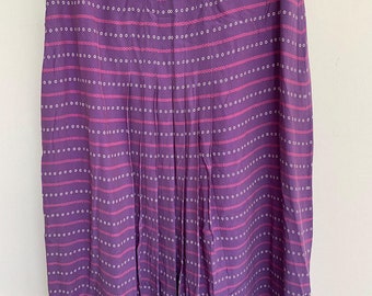 Vintage 70s pleated purple skirt