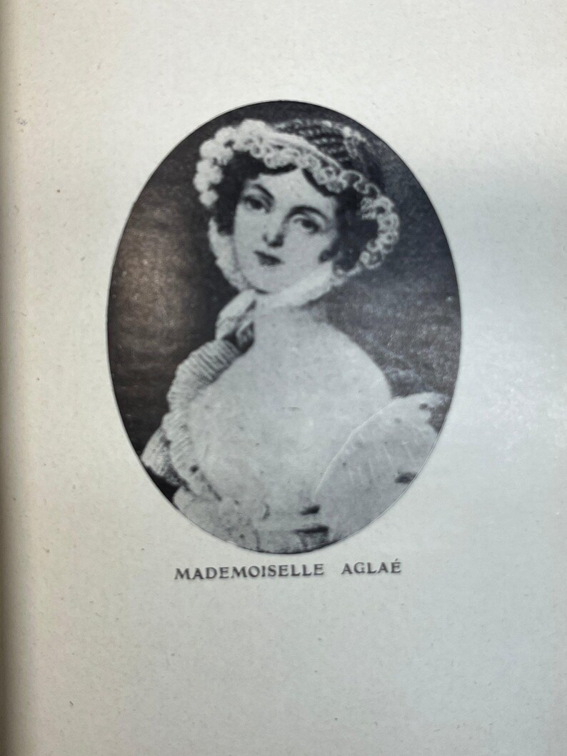 Illustration of Mémoires De Mademoiselle Aglaé