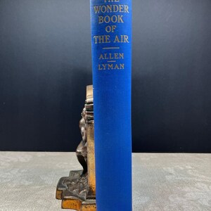 Spine of The Wonder Book of the Air