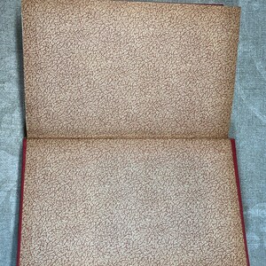 End papers of Mémoires De Mademoiselle Aglaé