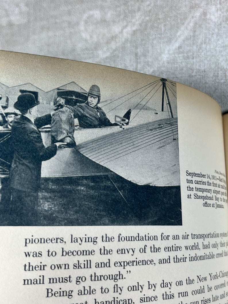Illustration of The Wonder Book of the Air