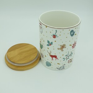 Airtight Porcelain Jar/tin/container with Bamboo lip image 4