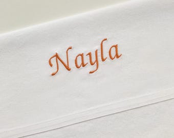 Personalisierte Babybettlaken mit Namensstickerei | Weiß | 2 Größen