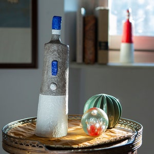 Paper mache vase geometric pattern