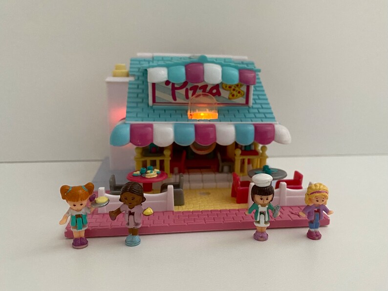 Vintage Polly Pocket: Pizzeria Pollyville Bluebird Toys 1993 complete image 8