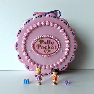 Vintage Polly Pocket: Birthday Surprise Pollys Birthday Cake Classic Collection Bluebird Toys 1994 image 2