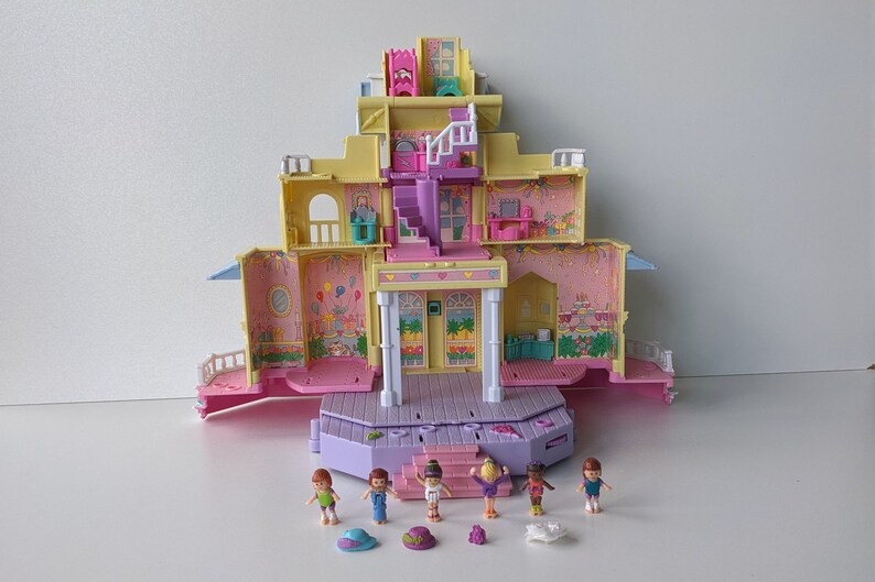 Vintage Polly Pocket Clubhouse Pollyville Bluebird Toys 1995 near complete image 2