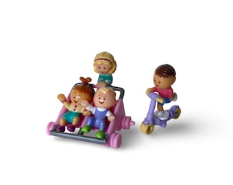 Vintage Polly Pocket Strollin’ / Strolling Surprise  - Babysitter Collection - Bluebird Toys 1994. Complete
