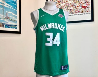 bucks throwback jersey