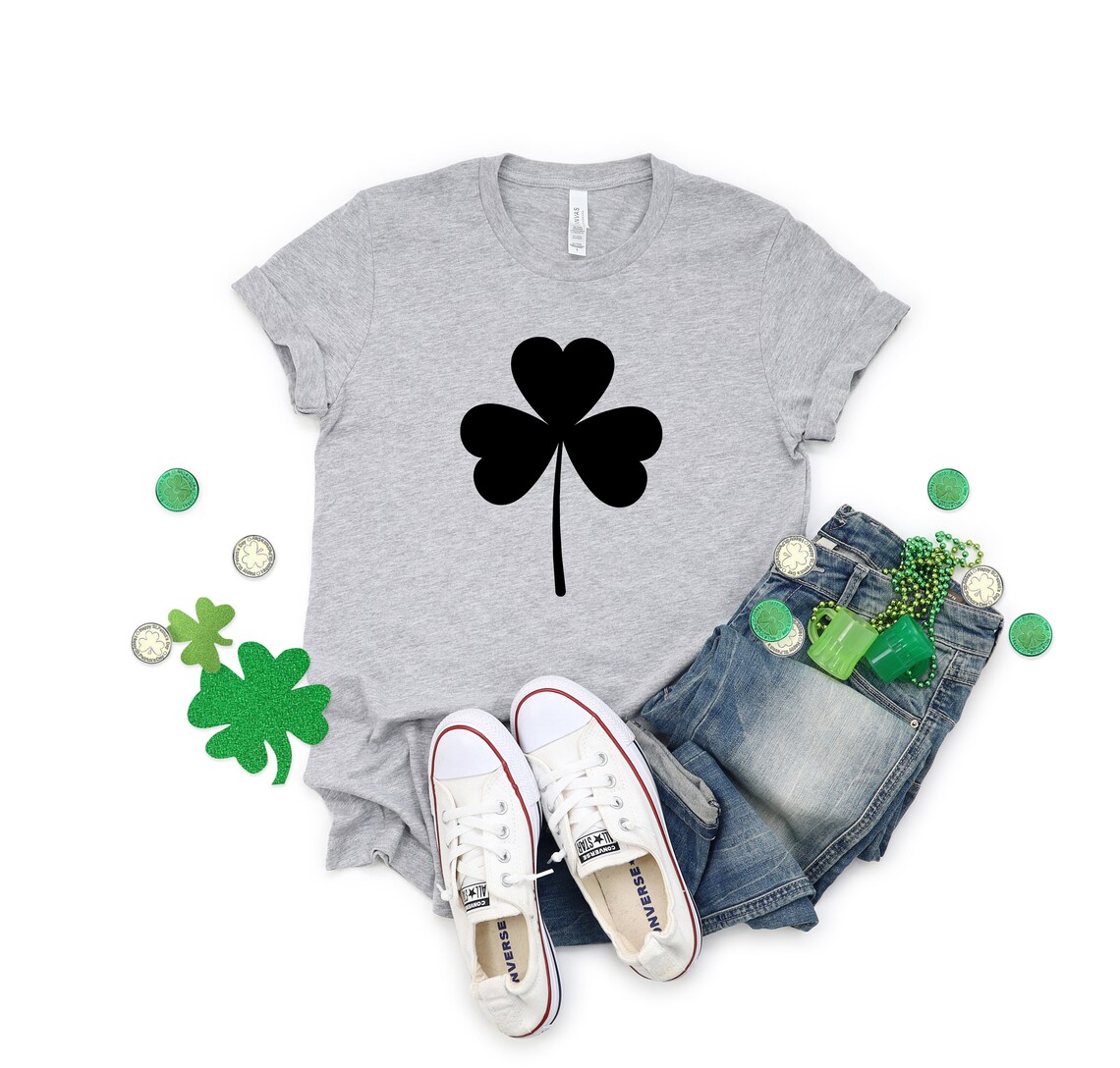 Maglietta Donna 'Shake Your Shamrocks' Per San Patrizio &ndash; Cotone 100% Con Stampa Divertente