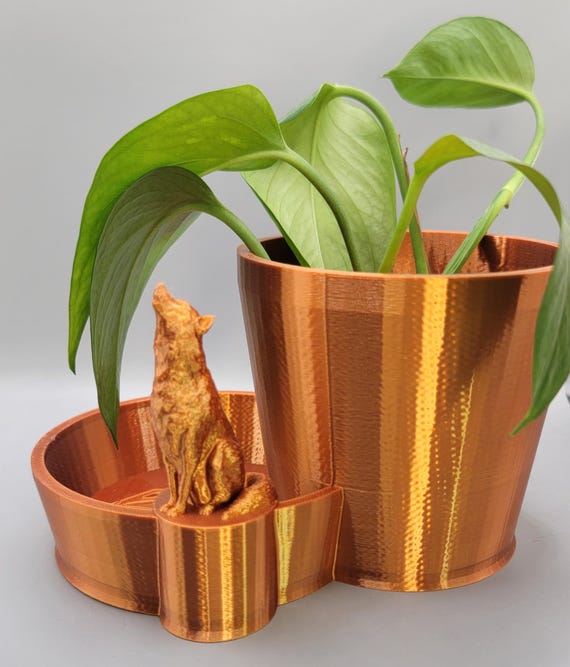 Self-Watering Wolf Planter – Pet Lover, House Plant, Succulent & Cactus Planter