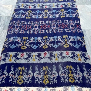 Tissu Vintage Ikat Indonésien – West Samba – Fait Main – 6 X 9 Pieds – Livraison Gratuite
