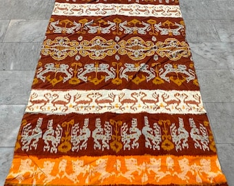 4x7 Antique ikat, Indonesian ikat, West Sumba Ikat Shawl, Wall Hanging, Handwoven Ikat, Handmade Textile 217 cm x 117 cm FREE SHIPPING,!