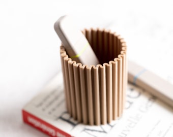 ZIKO | Brush pot in recycled wood pencils, makeup. Storage and organizer of design and geometric office. Original gift