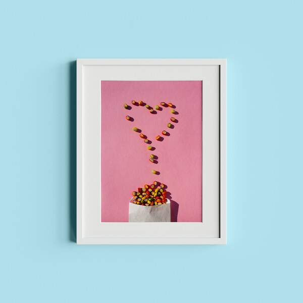 Poster - Candy Heart | Fotodruck | Süßigkeiten| Fotografie | Artprint | Kunstdruck | Herz, Rosa, rosa Wand Kunst, Poster für Kinderzimmer