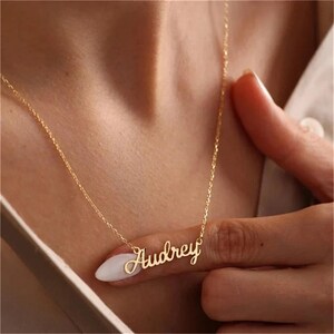 Collar con firma personalizado, collar con nombre personalizado, collar con nombre de firma, joyería delicada con nombre, regalo para ella, regalo para el día de la madre