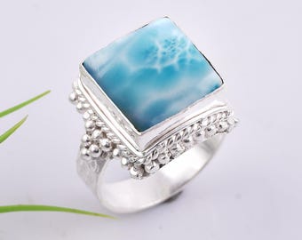 Larimar fyrkantig ring i 925 sterlingsilver. Handgjorda larimarsmycken, perfekt brudtärnegåva.