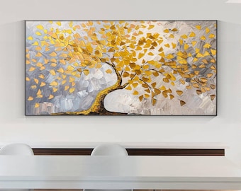Pintura abstracta de árbol con pan de oro: arte gris texturizado sobre lienzo