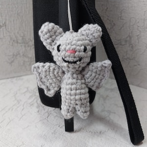 Bat Vampire keychain, knitted small Bat charm, Halloween souvenir, Bat keychain, bag decor, Halloween decoration, bag accessories, bag charm