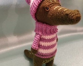 Crocodile interior toy, handmade knitted Crocodile interior decor, funny knitted souvenir, gift for friend, gift for boy