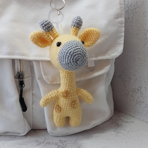 Giraffe soft keychain, handmade knitted stuffed figure Giraffe, crochet Giraffe bag decor, Giraffe bag charm, safari animals