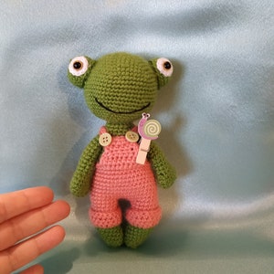 Frog soft toy, handmade knitted Frog interior figure, funny knitted Frog souvenir, handmade interior decoration, nursery decor, baby gift