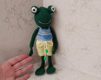 Frog soft interior figure, handmade knitted Frog interior toy, funny knitted Frog souvenir, handmade interior decoration
