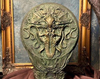 Handmade Cthulhu Statue: Lovecraft Mythos, Cosmic Horror Decor
