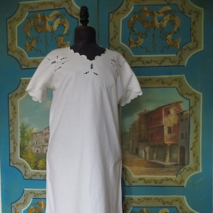 Antique French White Linen/Cotton Nightdress/Shift Summer Dress /1910/20s