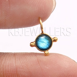 Tiny Labradorite 14k Gold Pendant: Handmade Charm Necklace
