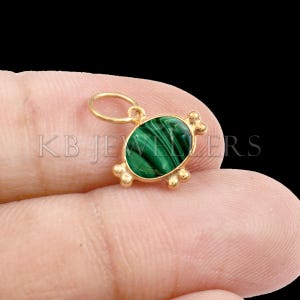 14k Gold Malachite Charm Pendant: Minimalist Necklace