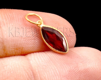 Solid 18k Gold Charm Pendant, Natural Garnet Charm Pendant, Handmade Charm Pendant, Tiny Gemstone Charm Pendant, Dainty Charm Pendant