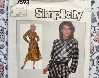 SIMPLICITY PATTERN 7577 DRESSES MISSES SIZES 14 16 18 UNCUT