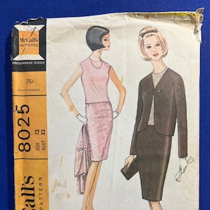 McCall&#39;s Sewing Pattern 8025 Misses Suit: Skirt Jacket & Shell Size 12 Bust 32 Cut Complete