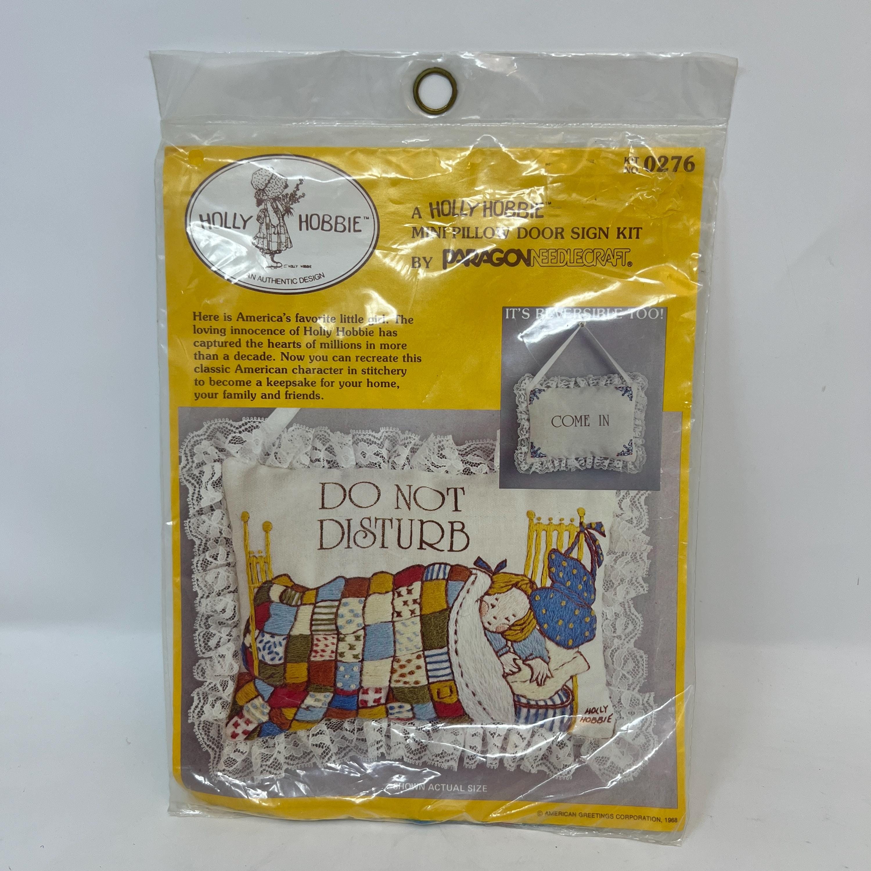 Kit De Broderie Crewel Paragon "Just A Little Closer" - 36x46cm, Motif Chaton Et Papillon, Complet