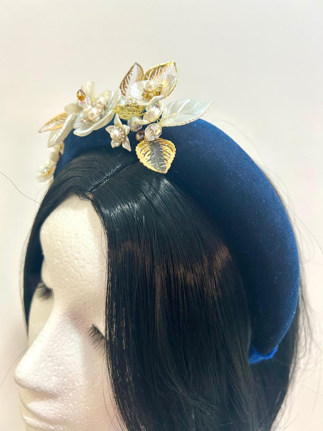 Luxury Navy Velvet Headband: Pearl, Crystal, & Gold  display picture 1