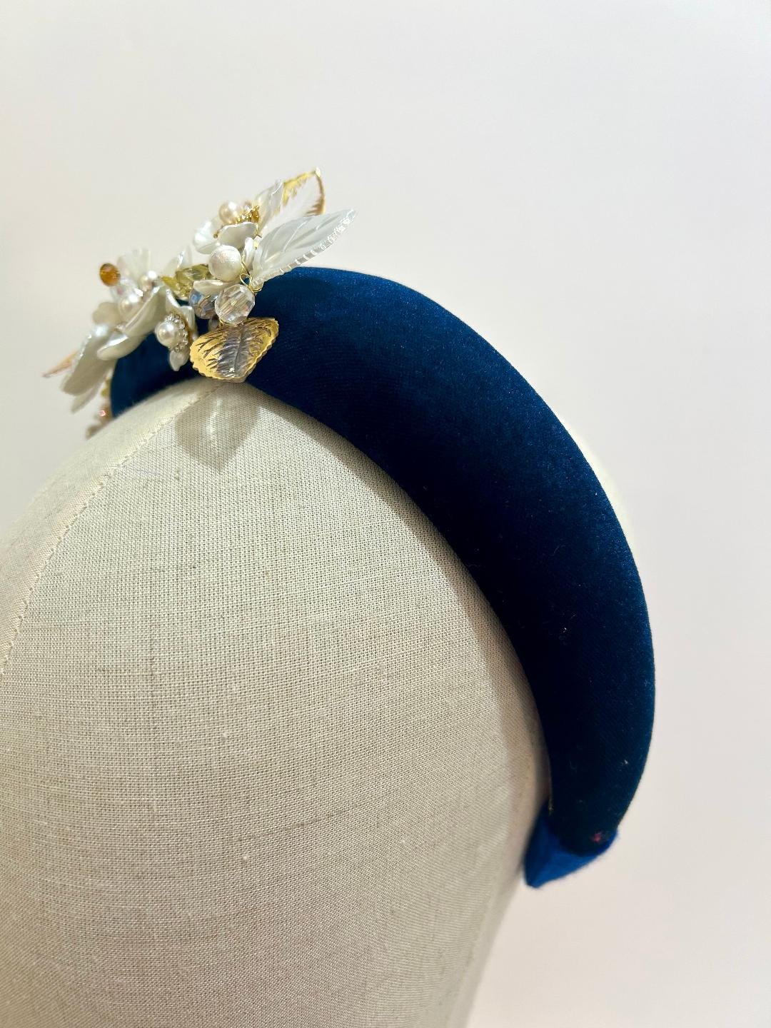 Luxury Navy Velvet Headband: Pearl, Crystal, & Gold  display picture 3