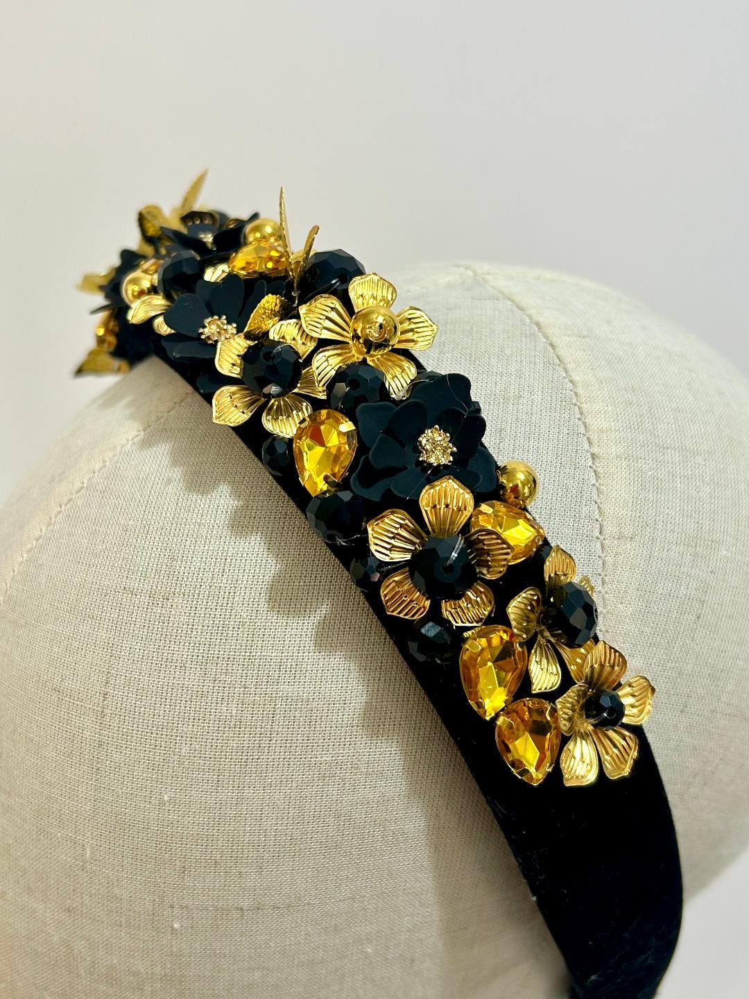 Floral Embellished Black Headband Amazon.com : ZITULRY Rhinestone Headband For Women Statement  main image 4