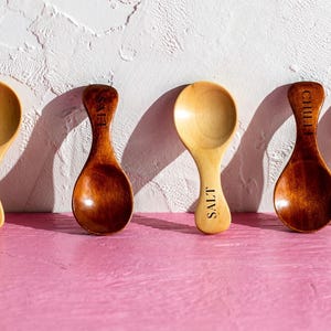 ELI Mini Wooden Spice Spoon: Sustainable Pantry Decor