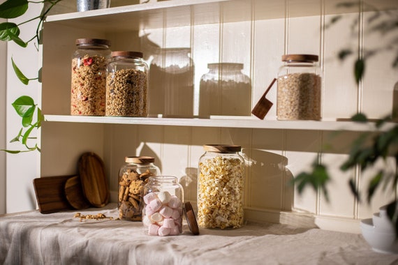 HIMAYA Glass Spice Jars With Natural Acacia Wood Lids Size 160ml FREE  Custom Minimalist Labels Organise Pantry 