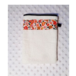 Toilet glove, flower bath mitt