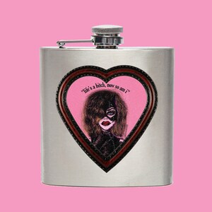 Catwoman 6oz Edelstahl-Flachmann – Pinkes 90er-Jahre-Grunge-Geschenk – Michelle Pfeiffer-Fan – Soft Goth Girly Drinkware