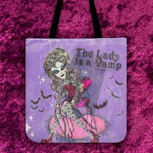Vampir-Mädchen-Lila-Einkaufstasche – gruselige süße Vintage-Puppe, gruseliges Pastell-Gothic, viktorianisches Vamp-Grunge-Accessoire