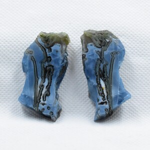 Coppia di fette grezze di opale blu Owyhee naturale, 65,00 ct, gemma sciolta per la creazione di gioielli