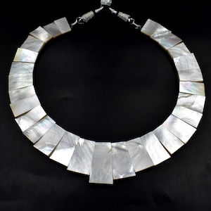 Mother Of Pearl Choker Style Necklace Beaded Mother of Pearl Necklace Layout Mother Of Pearl Necklace Collar Necklace