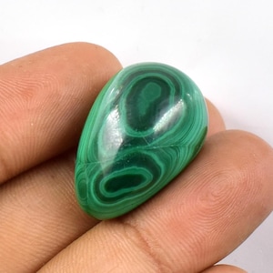 Uova di malachite naturale - Uovo di pietra - Decorazione per la casa - Regalo - Malachite verde sfusa per la creazione di gioielli