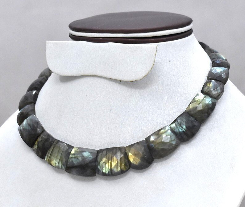 Labradorite Bib Necklace,Natural Labradorite Necklace,Labradorite handmade Necklace,Faceted Labradorite necklace,Yellow Labradorite Necklace